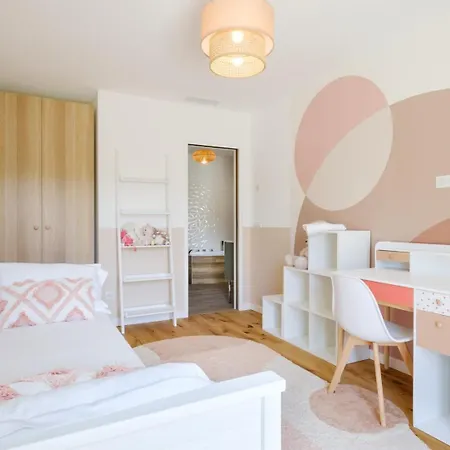 Villa Moderne Pour 8 Personnes - Vue Sur !