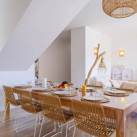 Moderne Pour 8 Personnes - Vue Sur ! Villa *